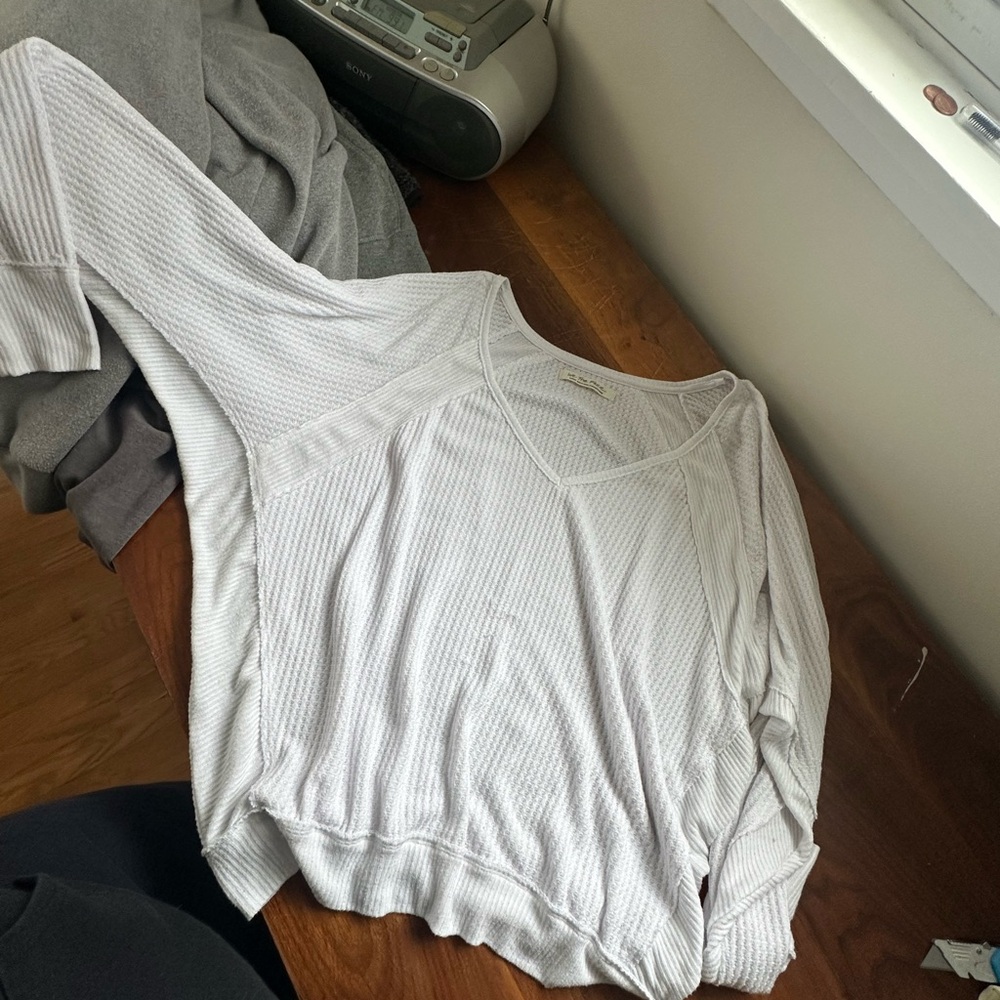 We The Free White Long Sleeve V-Neck Top